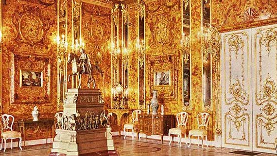 The Mystery of the Amber Room: History & Unsolved Disappearance